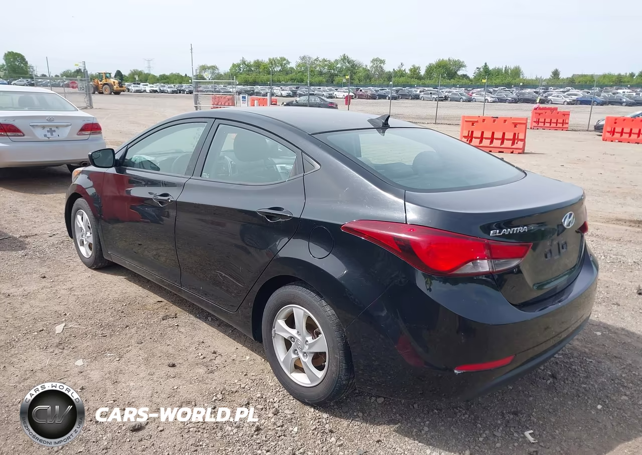 2014 Hyundai Elantra Se VIN:5NPDH4AE1EH534470 - 3