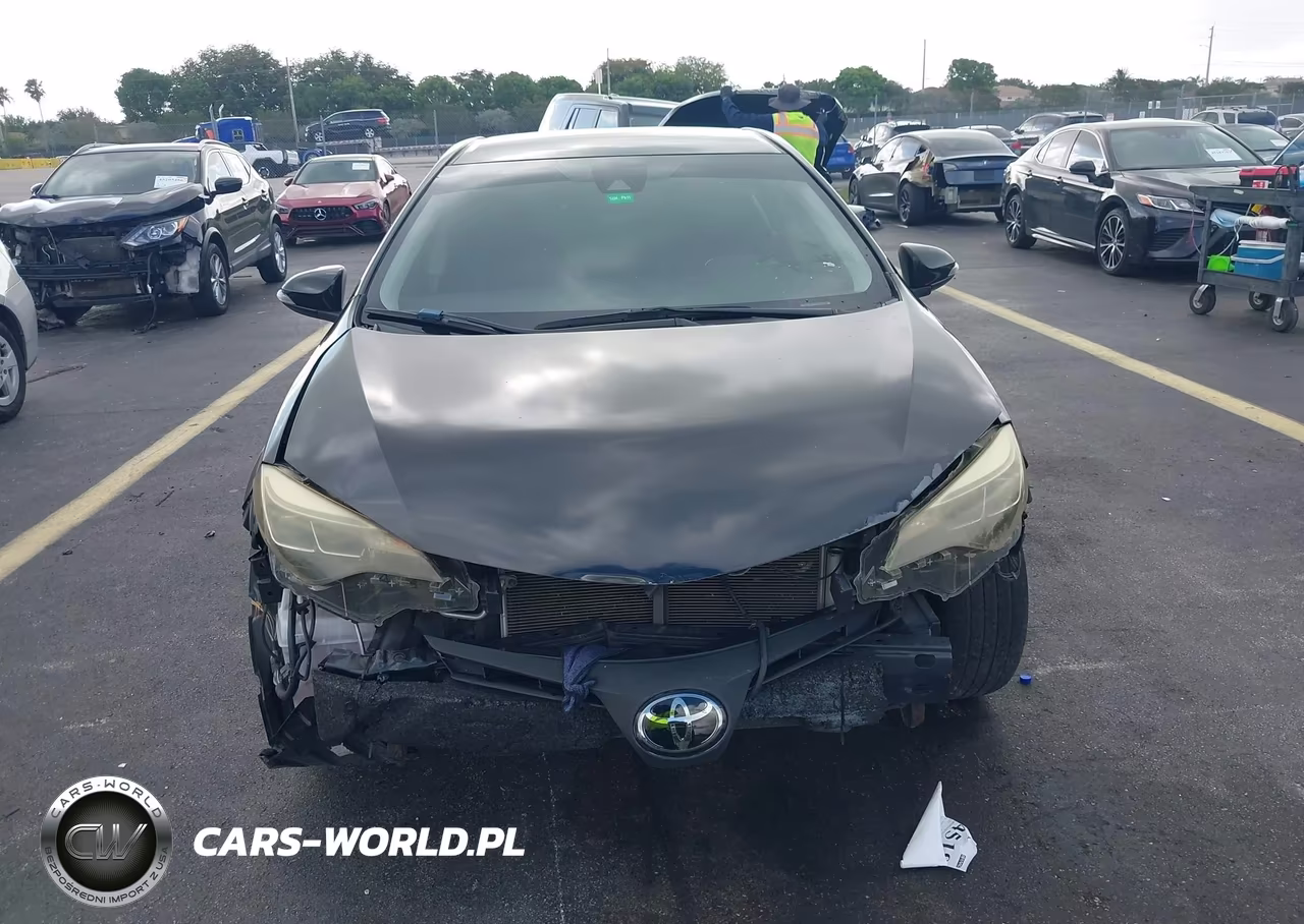 2018 Toyota Corolla Se VIN:2T1BURHE8JC031148 - 12