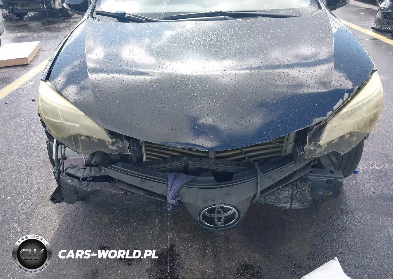 2018 Toyota Corolla Se VIN:2T1BURHE8JC031148 - 17