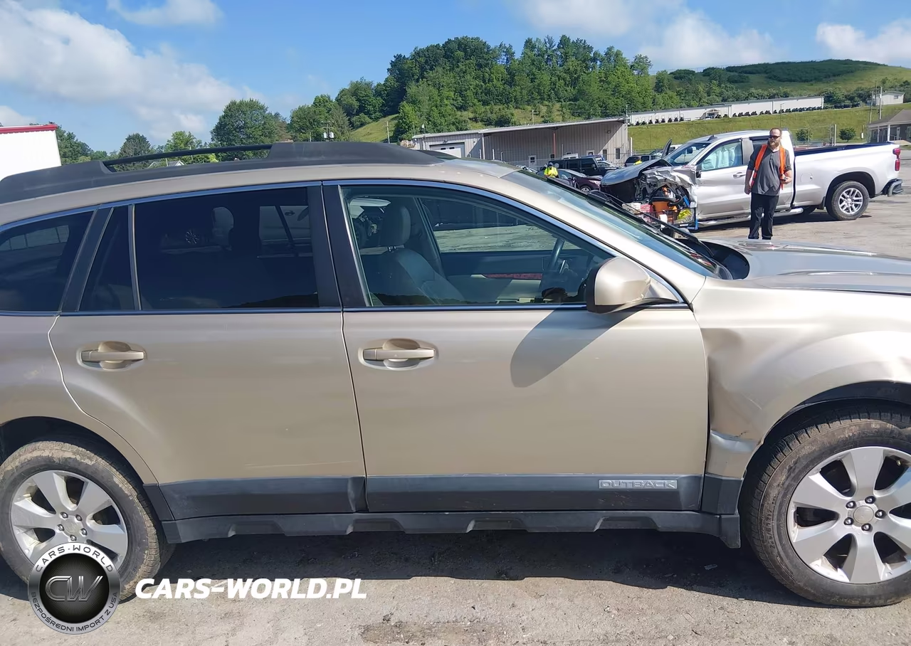 2010 Subaru Outback 2.5I Limited VIN:4S4BRBKC8A3379181 - 14