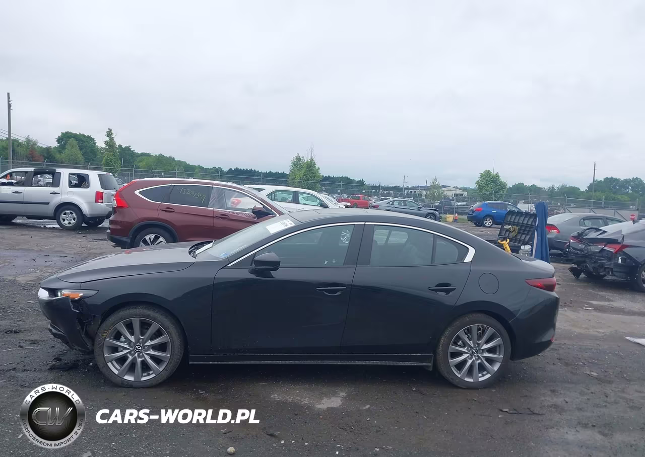 2026 Mazda Mazda3 2.5 S Preferred VIN:JM1BPACL2T1866409 - 14