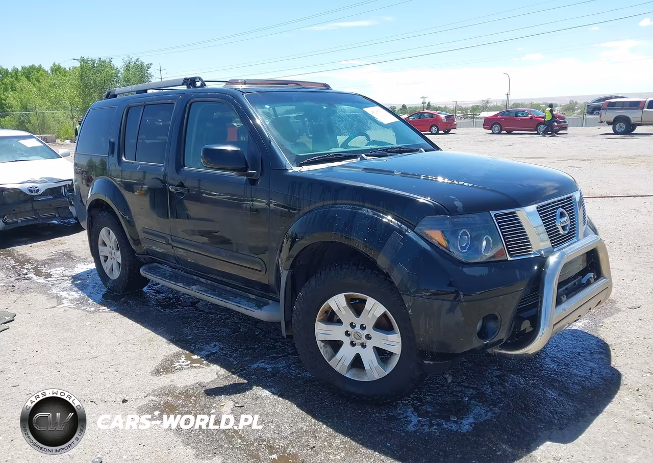 2005 Nissan Pathfinder Le