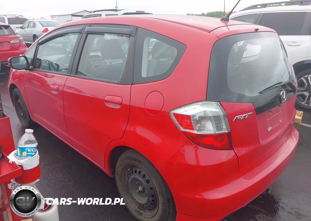 2012 Honda Fit VIN:JHMGE8H32CC000953 - 3