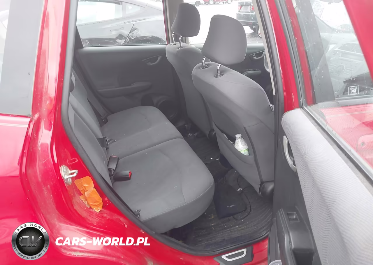 2012 Honda Fit VIN:JHMGE8H32CC000953 - 8