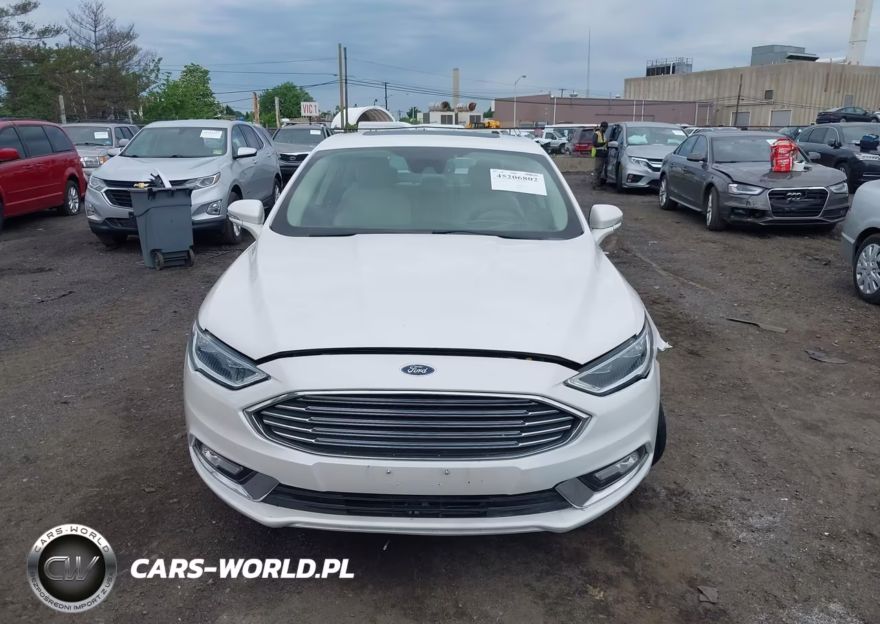 2018 Ford Fusion Energi Titanium VIN:3FA6P0SU4JR258518 - 12