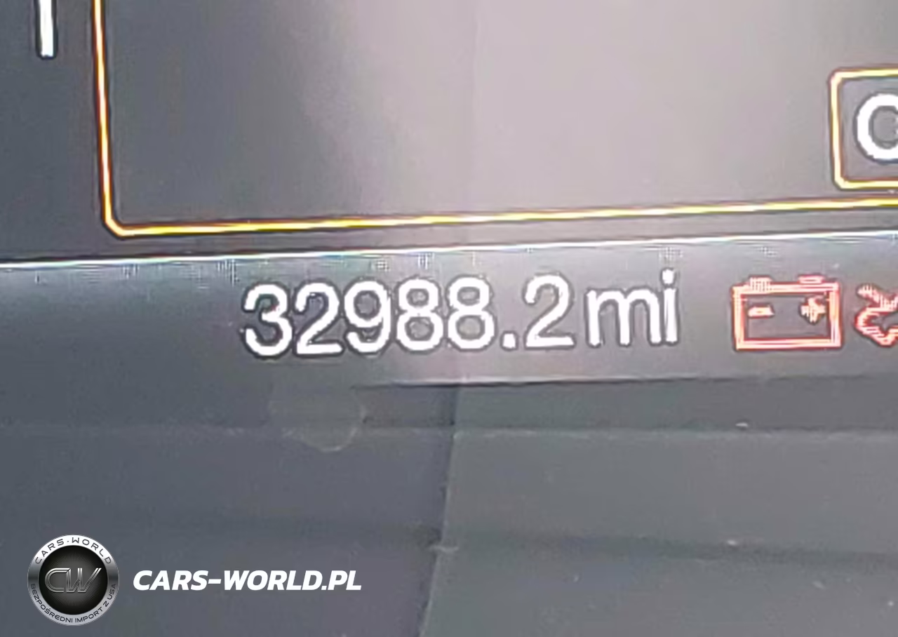 2018 Ford Fusion Energi Titanium VIN:3FA6P0SU4JR258518 - 15