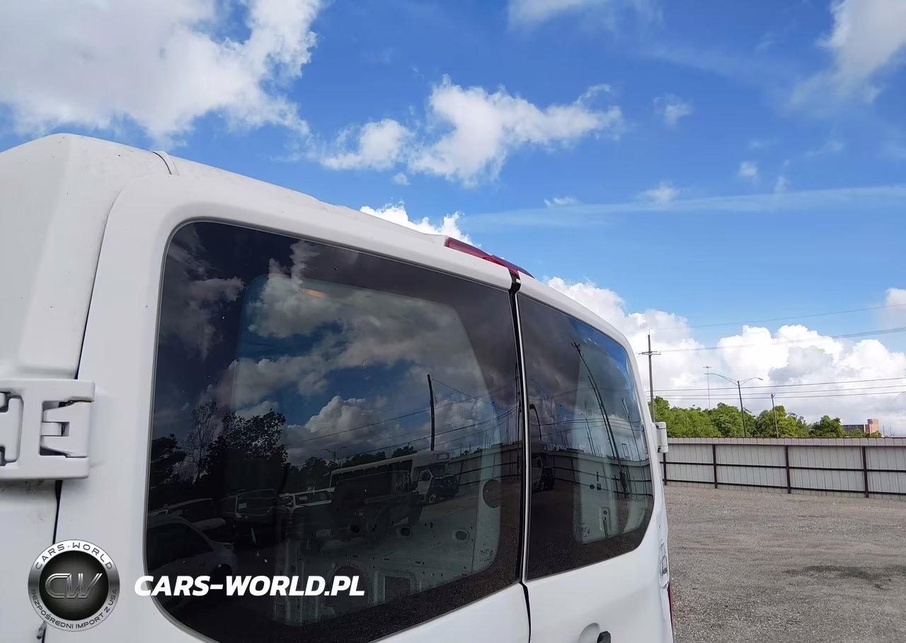 2016 Ford Transit-150 VIN:1FTYE1ZM3GKA97757 - 17