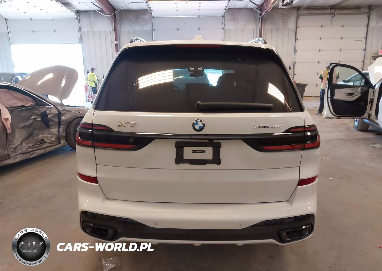 2026 BMW X7 xDrive40I VIN:5UX23EM02T9300600 - 16