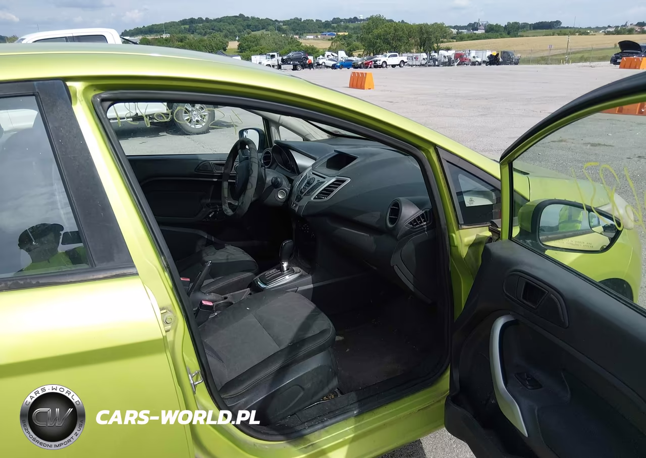 2011 Ford Fiesta Se VIN:3FADP4BJ3BM116566 - 5