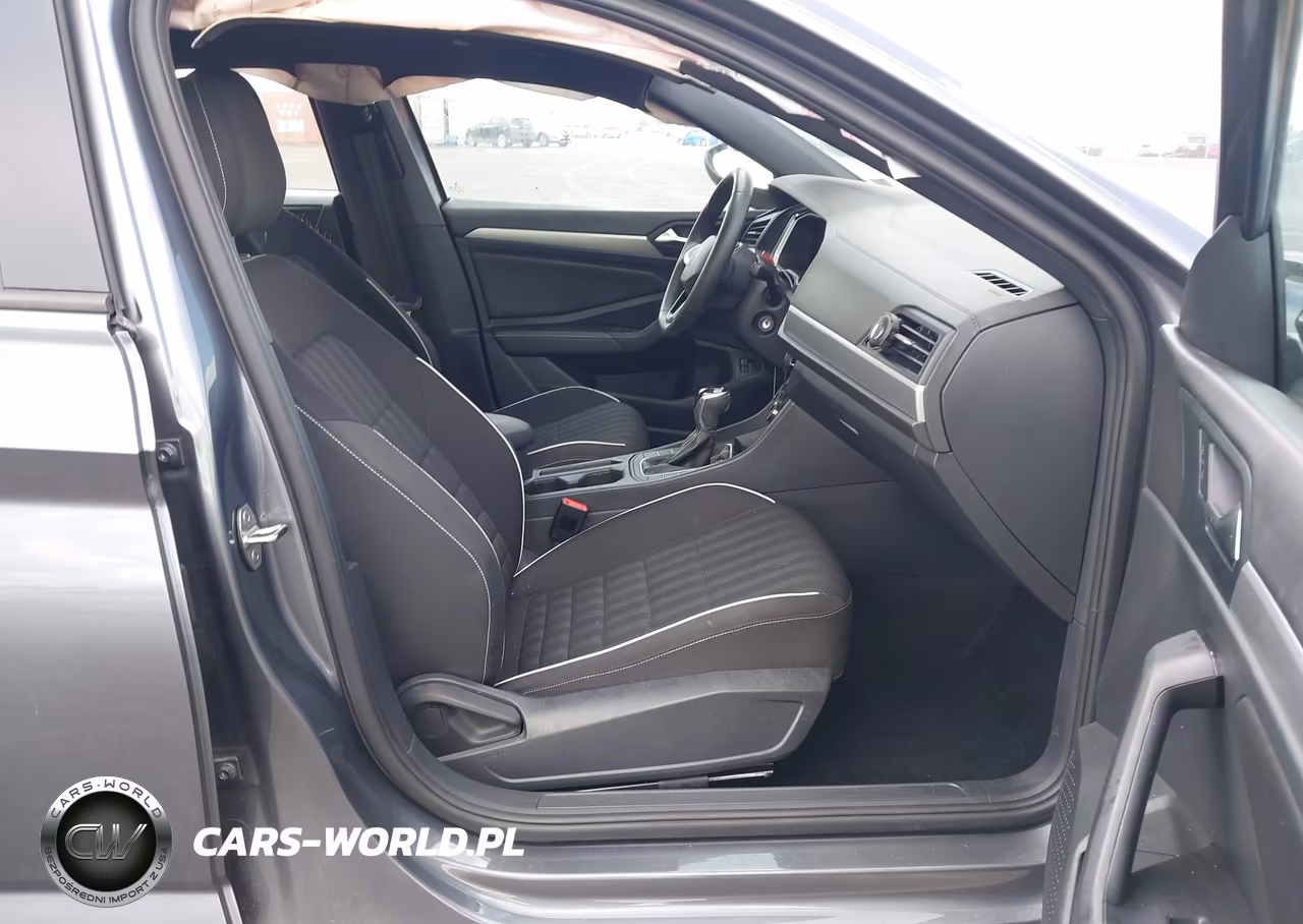 2024 Volkswagen Jetta 1.5T Sport VIN:3VWBM7BU6RM043593 - 5
