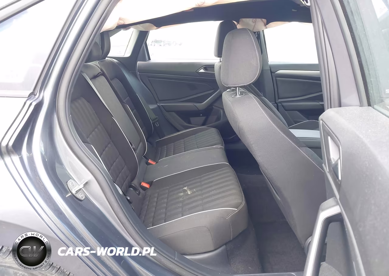 2024 Volkswagen Jetta 1.5T Sport VIN:3VWBM7BU6RM043593 - 8