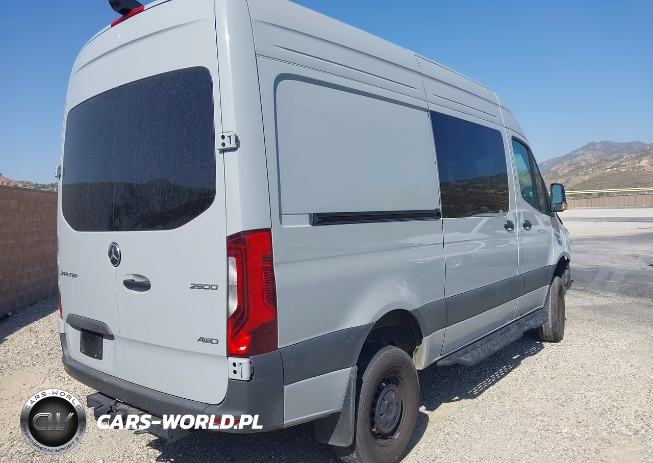 2025 Mercedes-Benz Sprinter 2500 Standard Roof 4-Cyl Diesel Ho VIN:W1W4NBVY7ST211361 - 4