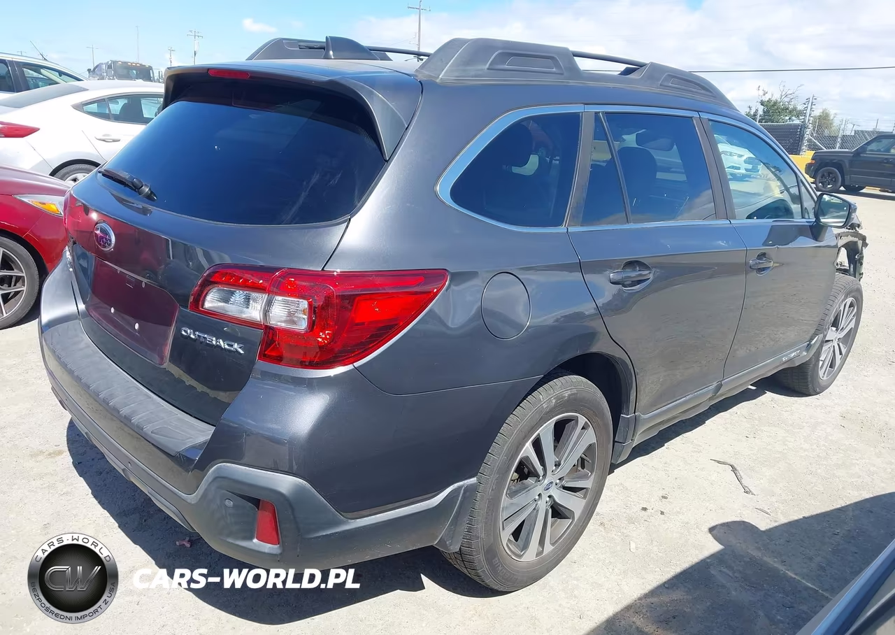 2018 Subaru Outback 2.5I Limited VIN:4S4BSANC9J3239506 - 4