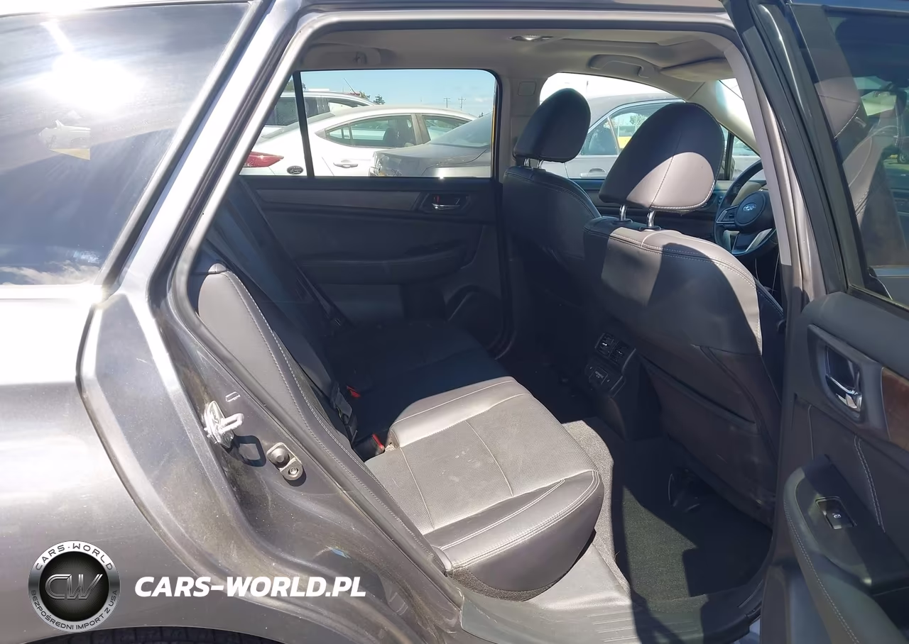 2018 Subaru Outback 2.5I Limited VIN:4S4BSANC9J3239506 - 8