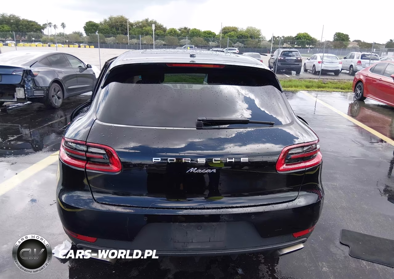 2018 Porsche Macan VIN:WP1AA2A58JLB04905 - 16