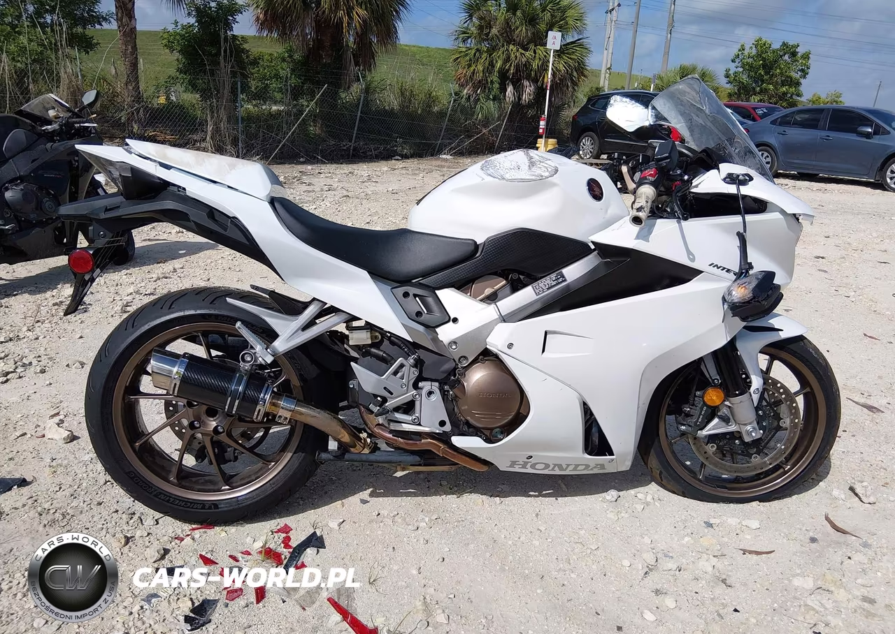 2015 Honda Vfr800 F VIN:JH2RC7956FK100212 - 12