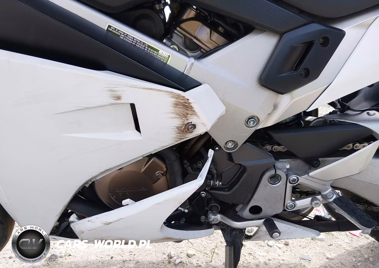 2015 Honda Vfr800 F VIN:JH2RC7956FK100212 - 9