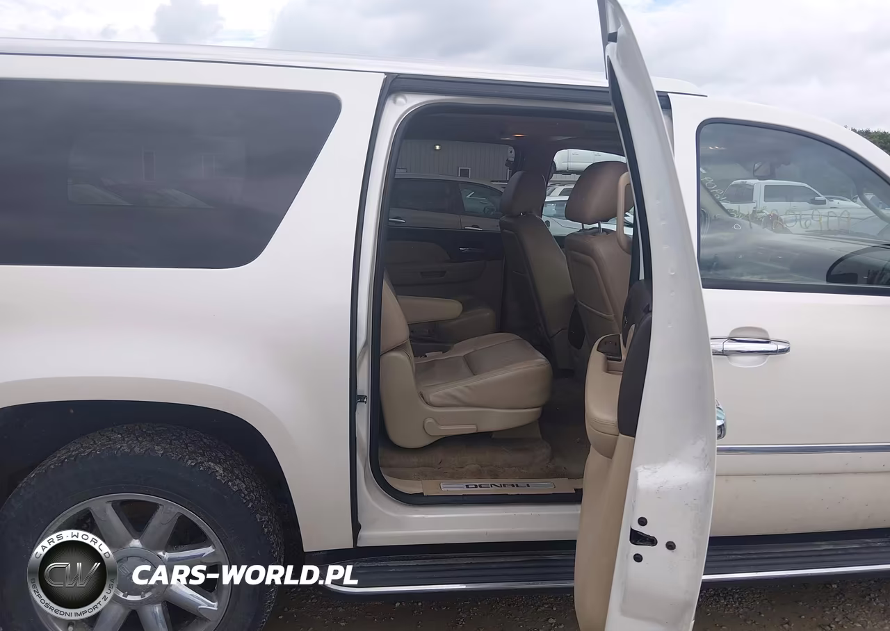 2010 GMC Yukon Xl 1500 Denali VIN:1GKUKMEF6AR198035 - 8