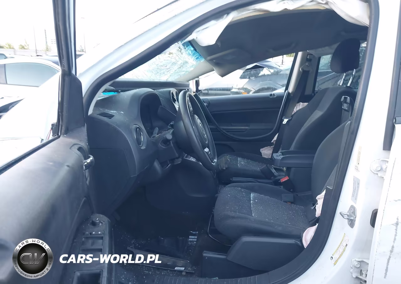 2015 Jeep Compass Sport VIN:1C4NJCBA2FD438546 - 5