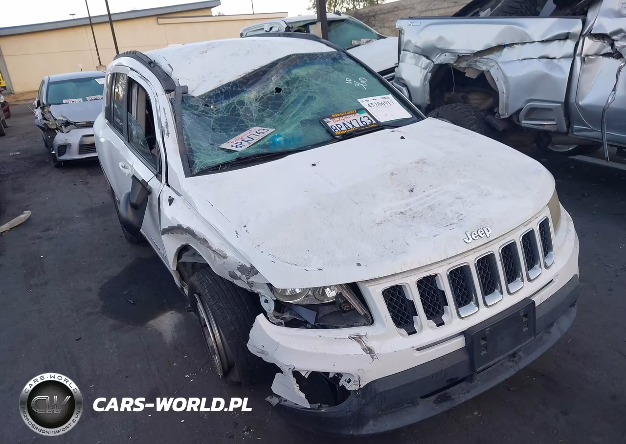 2015 Jeep Compass Sport VIN:1C4NJCBA2FD438546 - 6