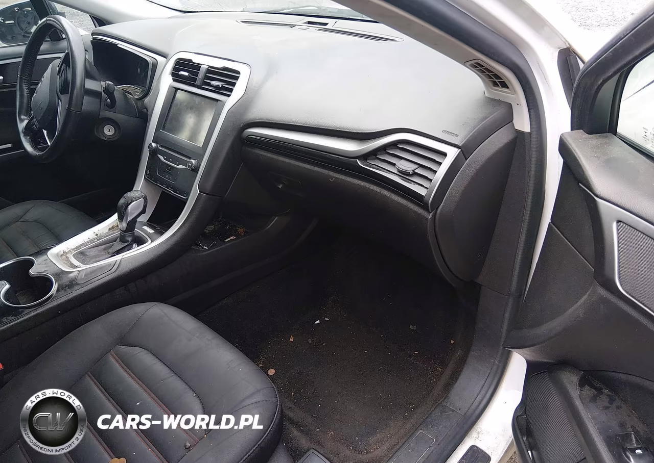 2015 Ford Fusion Se VIN:3FA6P0H75FR256138 - 5