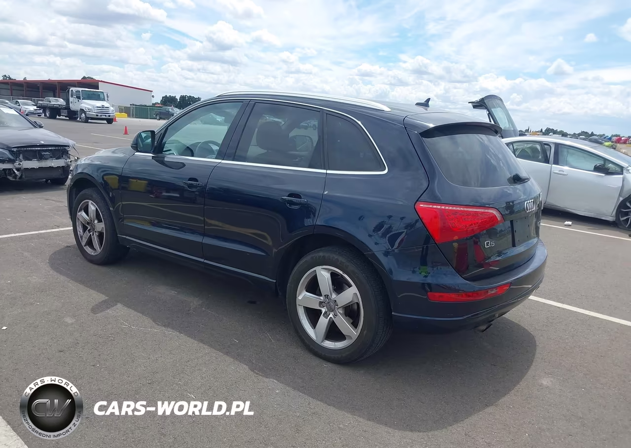 2011 Audi Q5 2.0T Premium VIN:WA1LFAFP0BA017118 - 3
