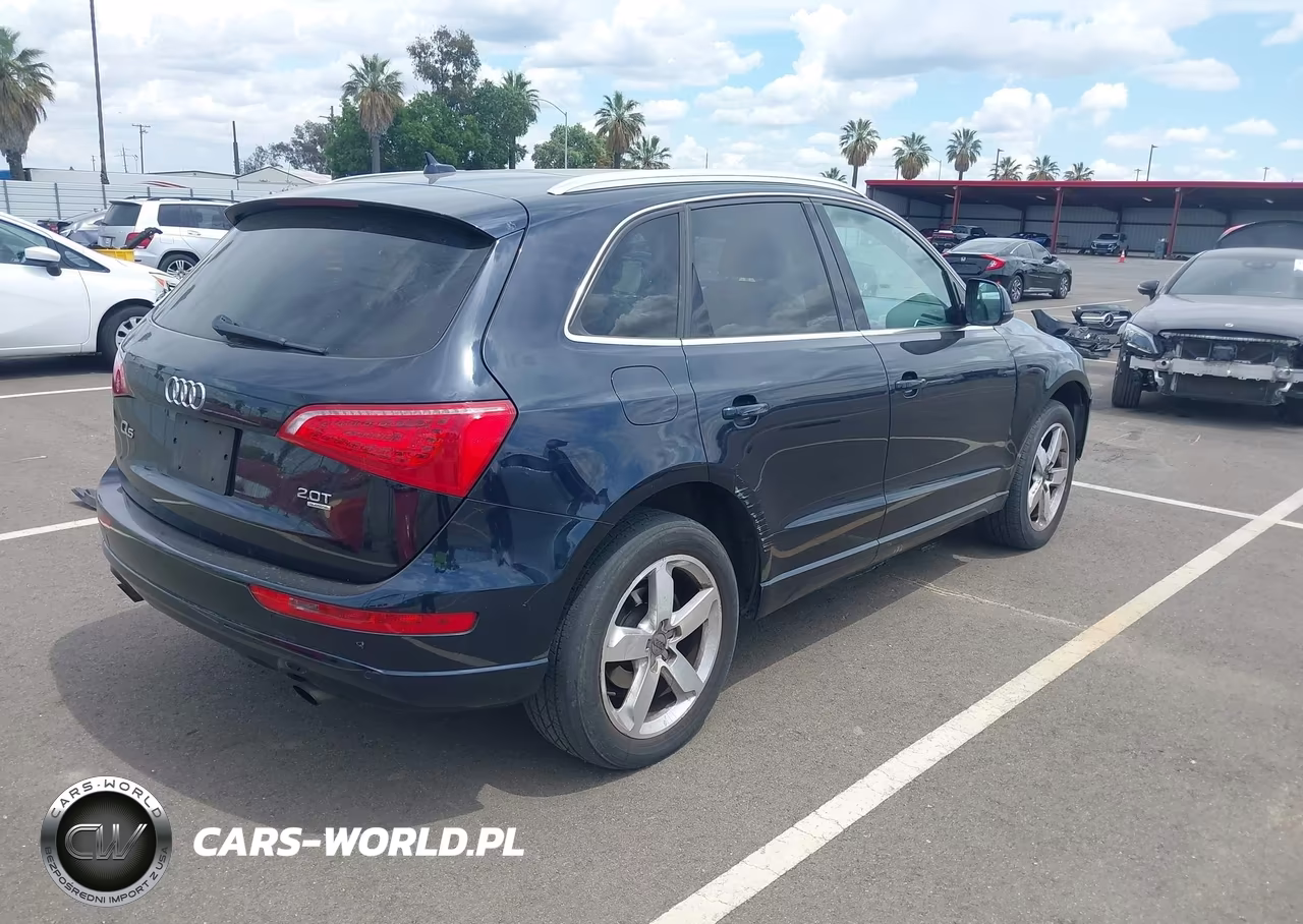 2011 Audi Q5 2.0T Premium VIN:WA1LFAFP0BA017118 - 4