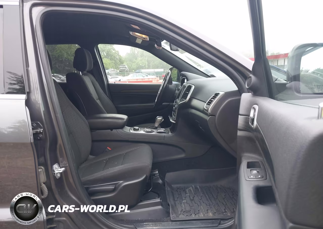 2021 Jeep Grand Cherokee Laredo E 4X4 VIN:1C4RJFAG3MC678619 - 5
