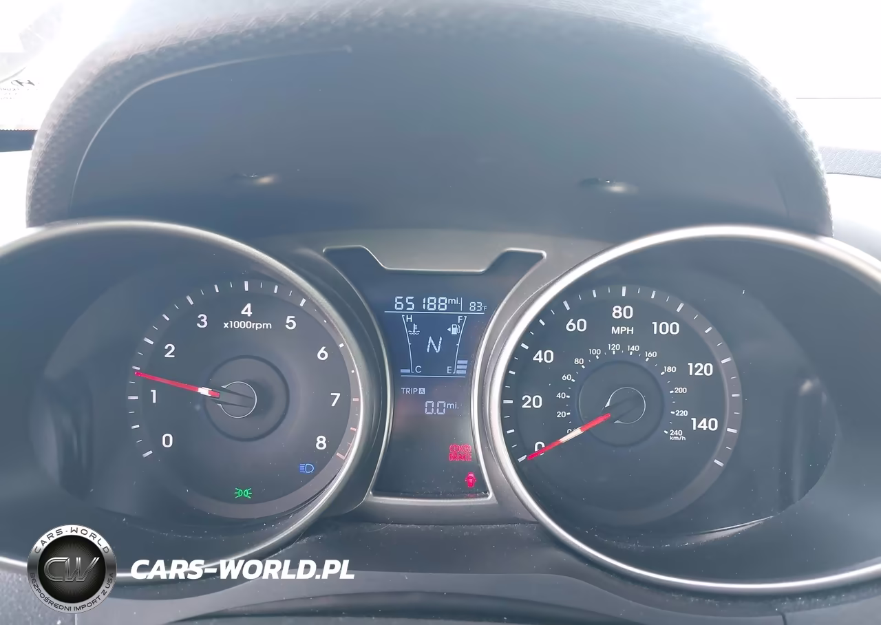 2017 Hyundai Veloster Value Edition VIN:KMHTC6AD0HU321951 - 7