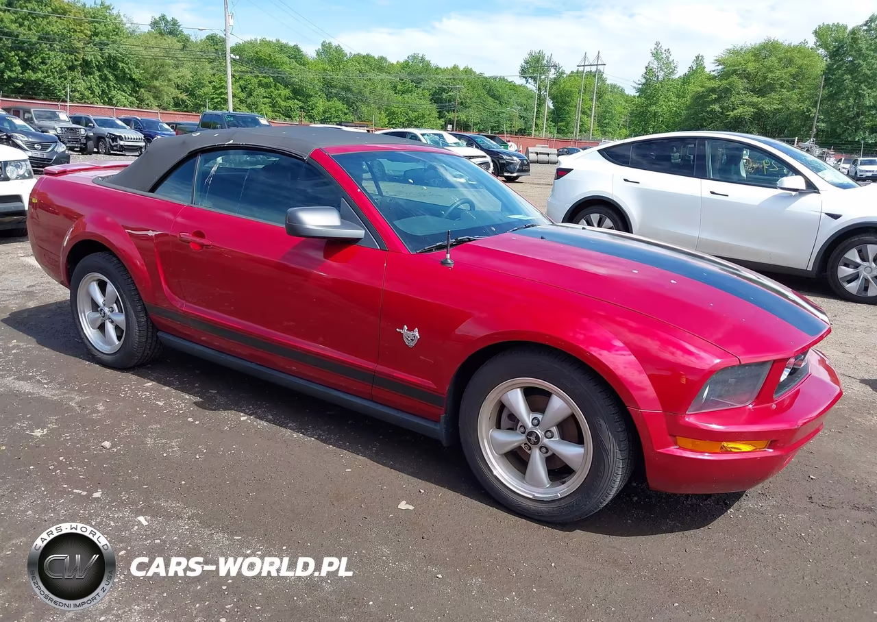 2009 Ford Mustang V6-V6 Premium