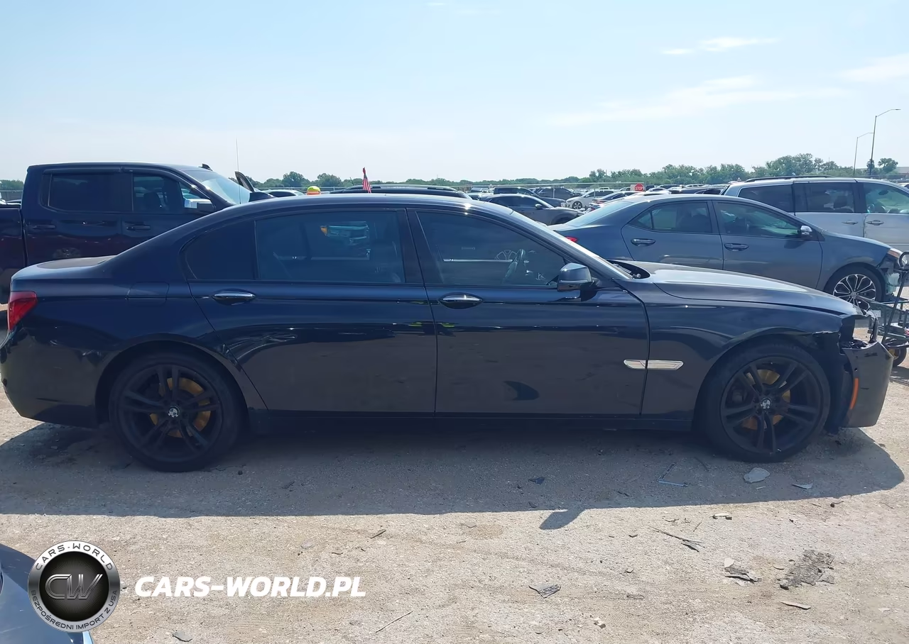 2014 BMW 740Li VIN:WBAYE4C50ED138217 - 13