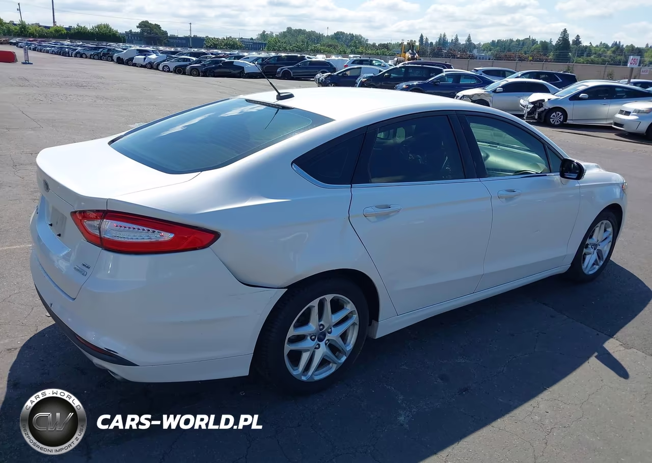 2013 Ford Fusion Se VIN:3FA6P0HR7DR389630 - 4