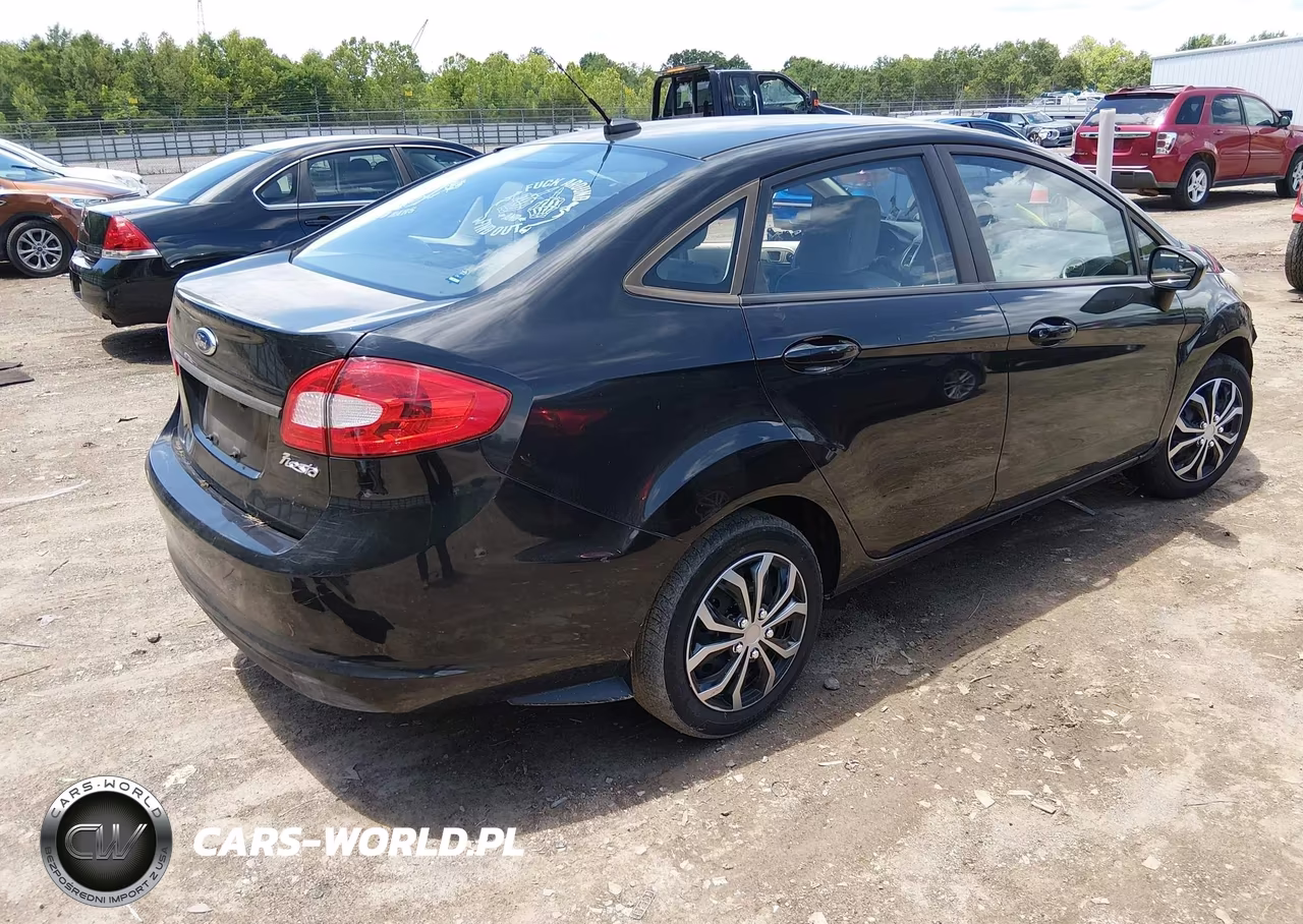2012 Ford Fiesta S VIN:3FADP4AJXCM184527 - 4