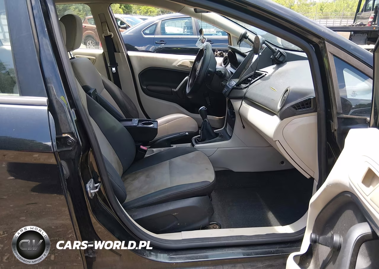 2012 Ford Fiesta S VIN:3FADP4AJXCM184527 - 5