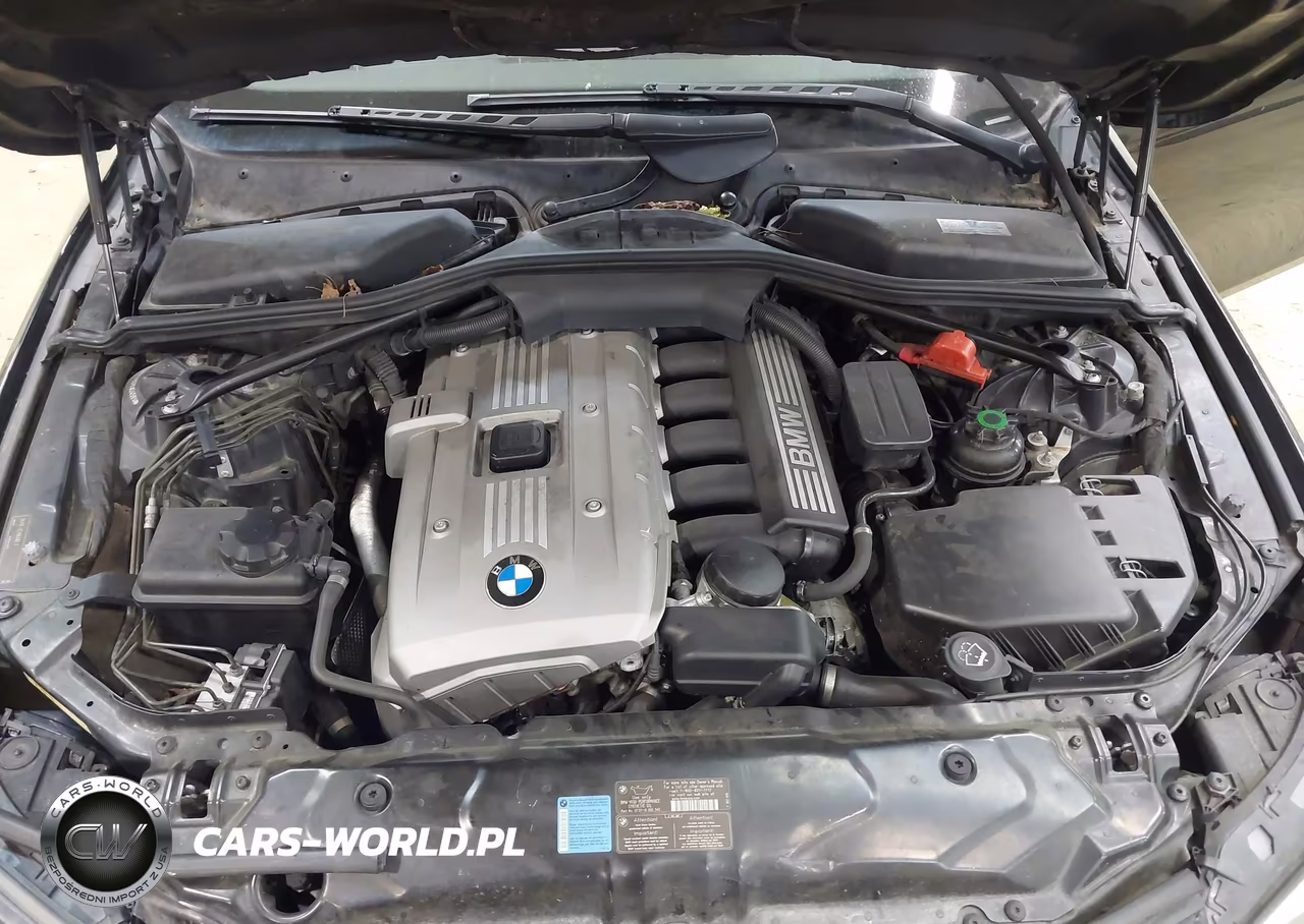2007 BMW 530Xi VIN:WBANF73557CU24591 - 10