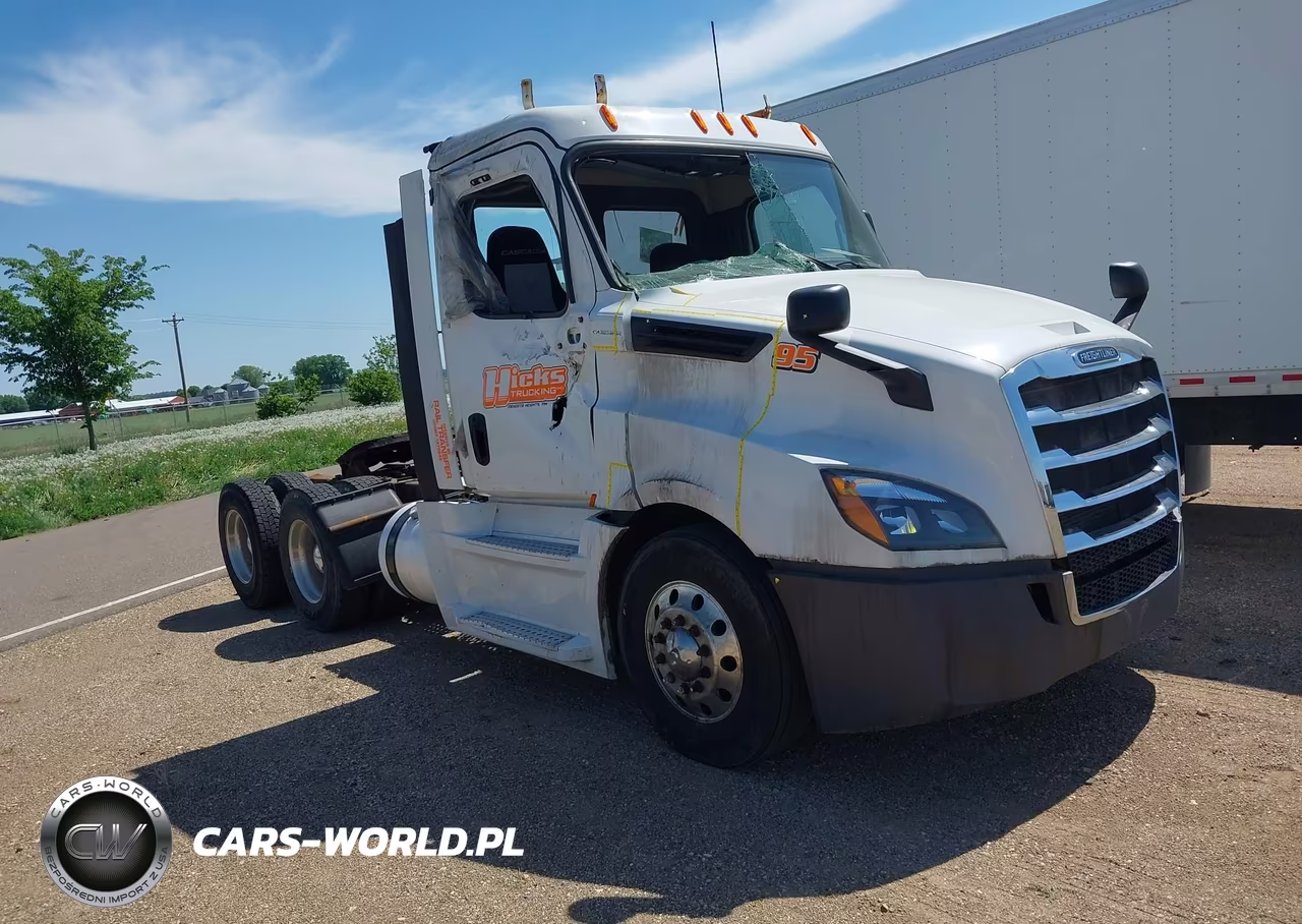 2020 Freightliner New Cascadia 126
