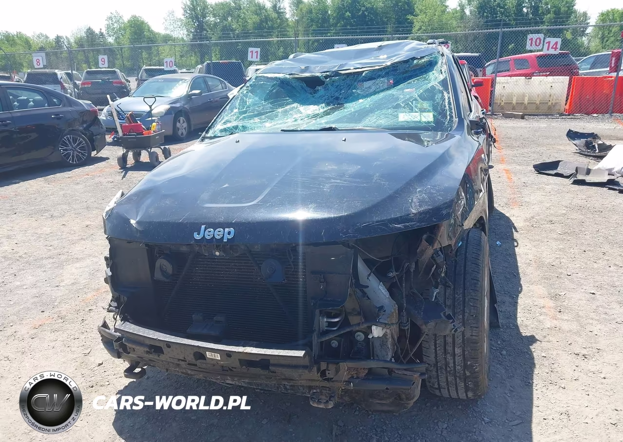 2021 Jeep Grand Cherokee Laredo E 4X4 VIN:1C4RJFAG5MC524624 - 13