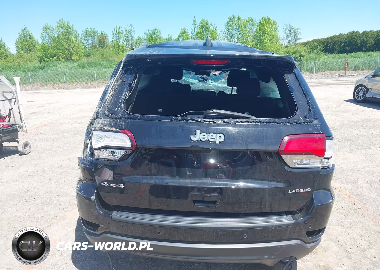 2021 Jeep Grand Cherokee Laredo E 4X4 VIN:1C4RJFAG5MC524624 - 17