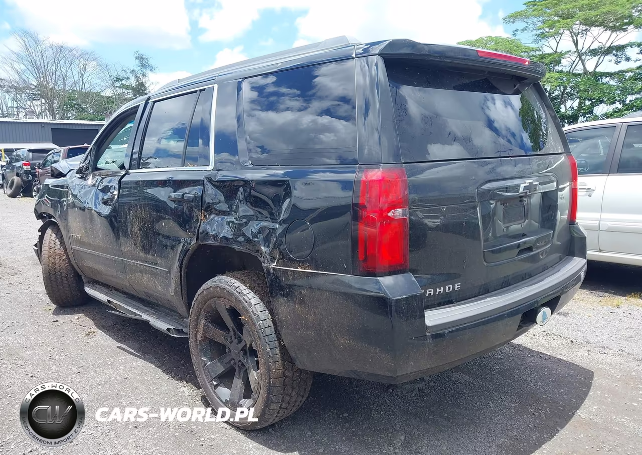 2019 Chevrolet Tahoe Ls VIN:1GNSKAEC7KR196598 - 3