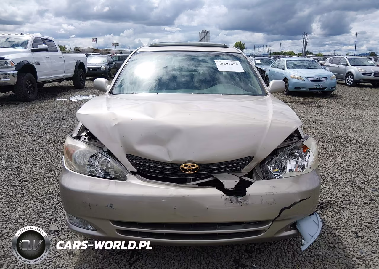 2003 Toyota Camry Xle VIN:JTDBE32K530149521 - 12
