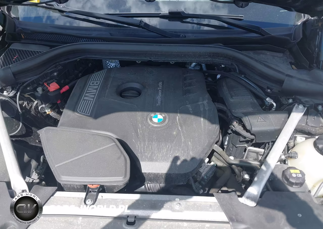 2018 BMW X3 xDrive30I VIN:5UXTR9C57JLD74685 - 10