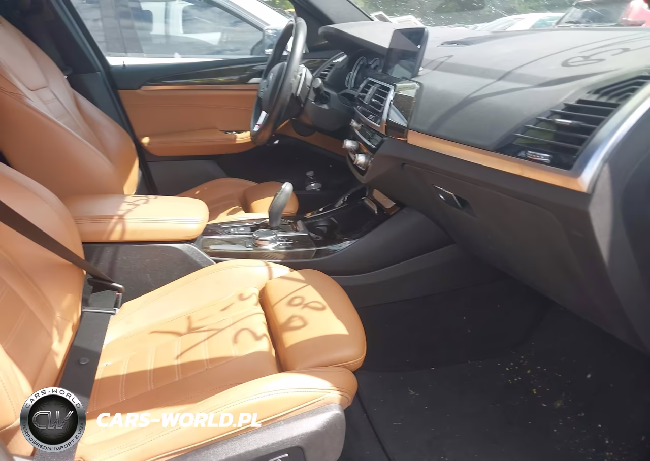 2018 BMW X3 xDrive30I VIN:5UXTR9C57JLD74685 - 5