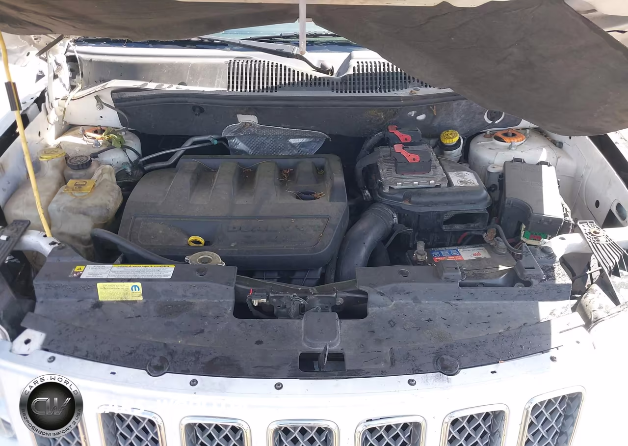 2012 Jeep Compass Latitude VIN:1C4NJDEB7CD638344 - 10