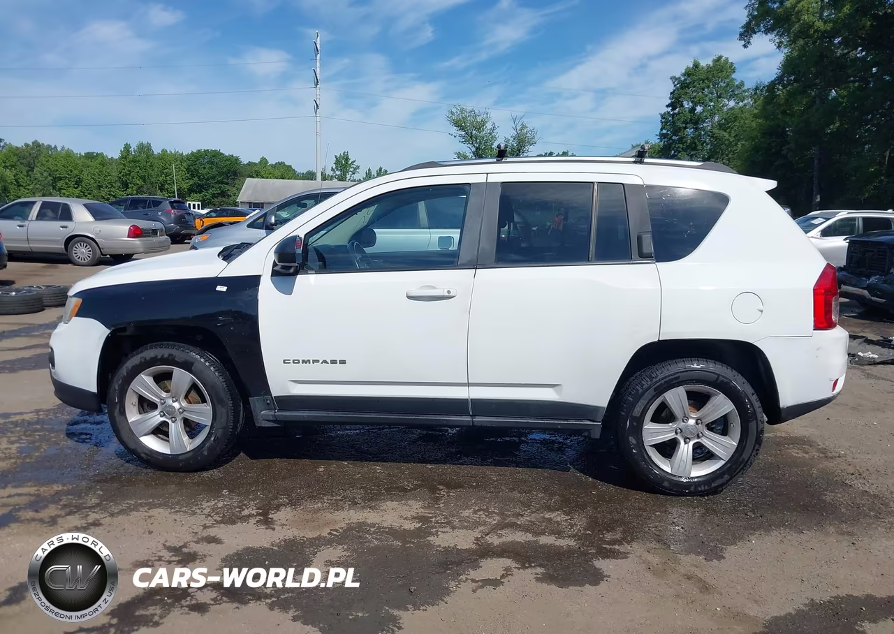 2012 Jeep Compass Latitude VIN:1C4NJDEB7CD638344 - 14