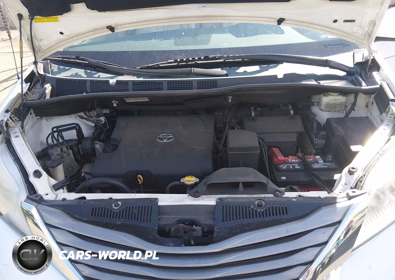 2013 Toyota Sienna Xle V6 8 Passenger VIN:5TDYK3DC2DS303965 - 10