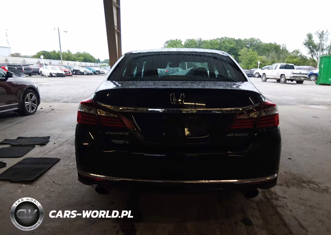 2016 Honda Accord Sport VIN:1HGCR2F57GA174624 - 17