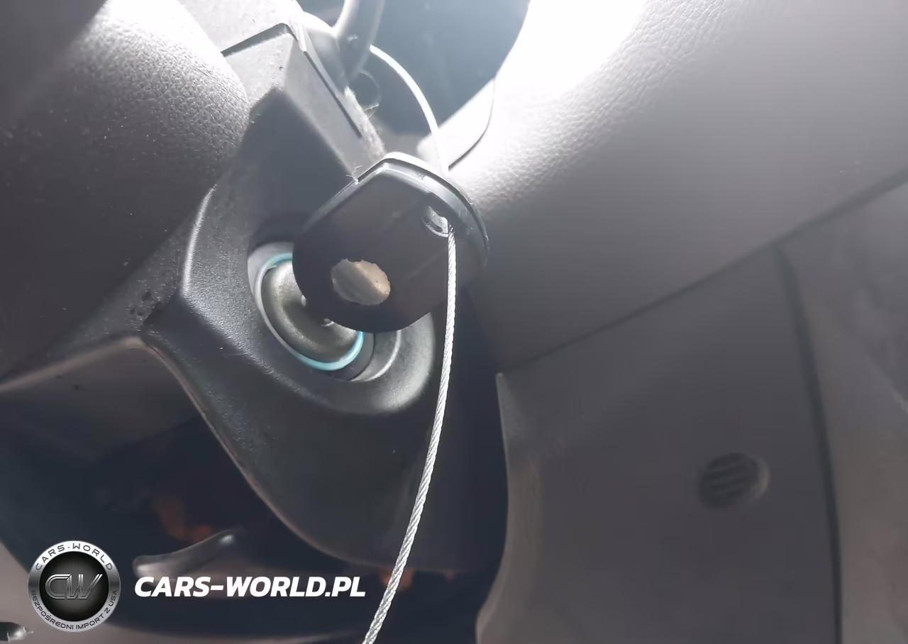 2018 Ford Focus Se VIN:1FADP3F25JL306897 - 11