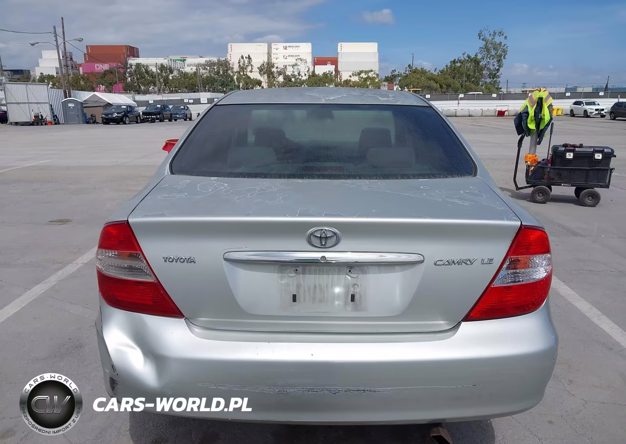 2003 Toyota Camry Le VIN:4T1BE32K43U752254 - 16