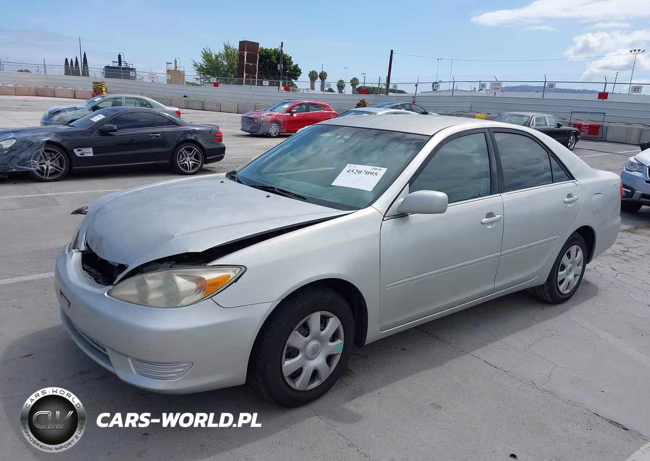 2003 Toyota Camry Le VIN:4T1BE32K43U752254 - 2