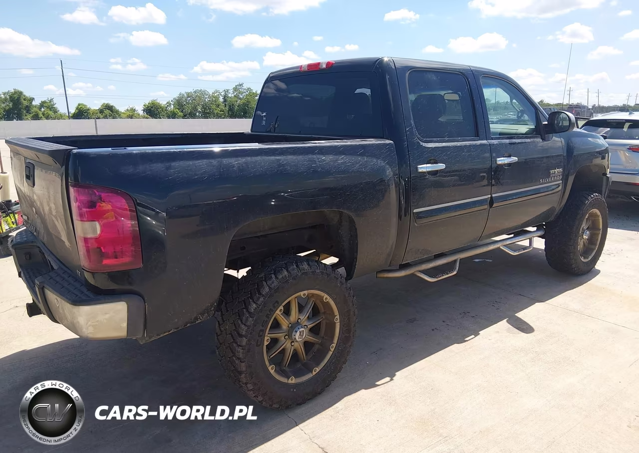 2011 Chevrolet Silverado 1500 Lt VIN:3GCPKSE3XBG255728 - 4